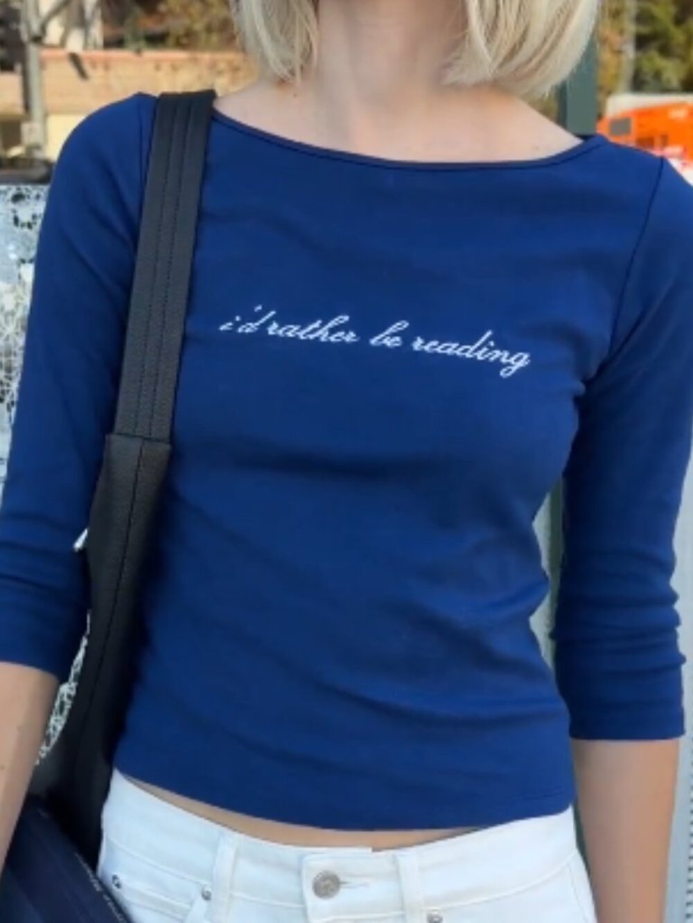 Seen Library Nia Top  BLUE Lisa Says Gah